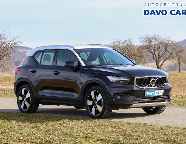 Volvo XC40 SUV / Terénní 2,0 l 140 kw