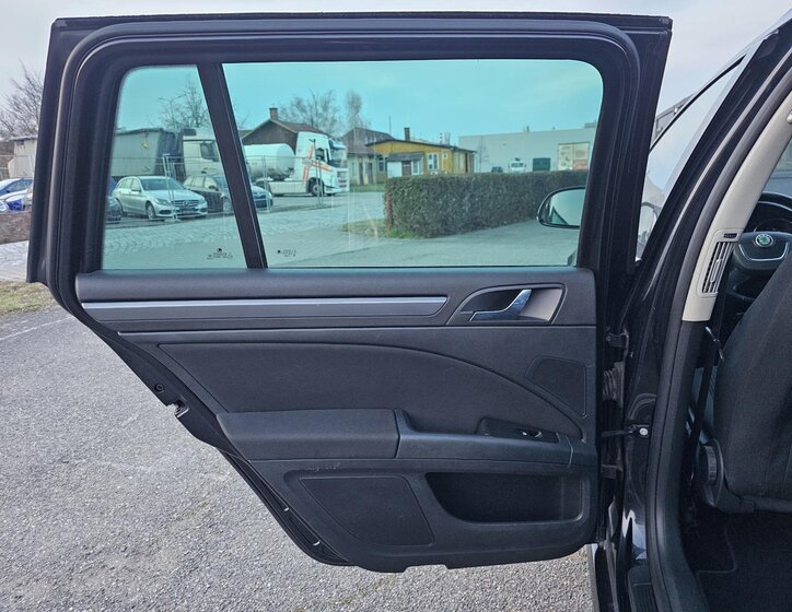 Škoda Superb Kombi 1,4 l 92 kw