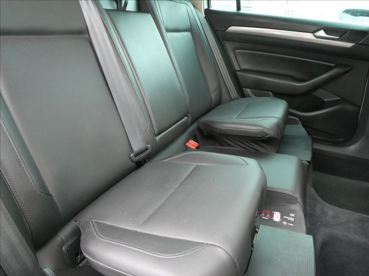 Volkswagen Passat Kombi 2,0 l 110 kw