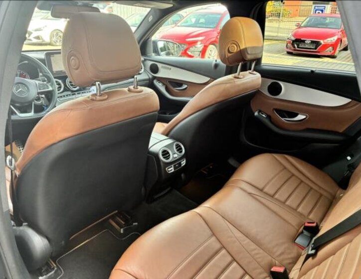 Mercedes-Benz GLC SUV / Terénní 3,0 l 270 kw