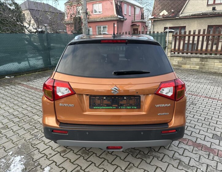 Suzuki Vitara SUV 1,6 l 88 kw