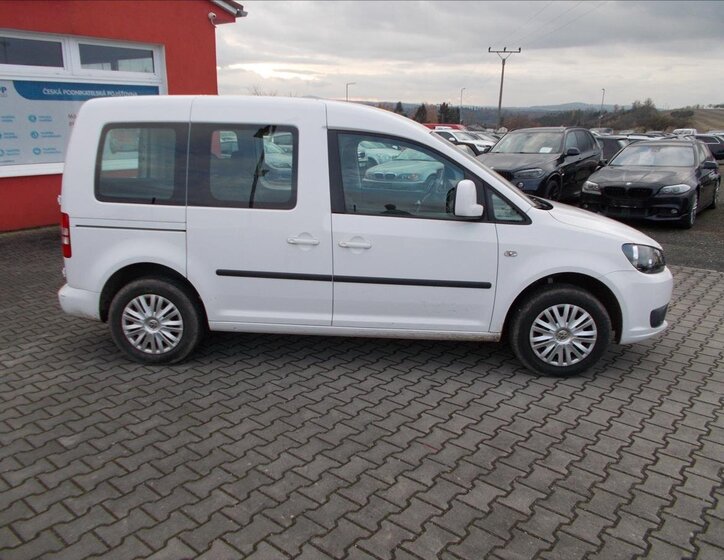 Volkswagen Caddy Kombi 1,6 l 75 kw