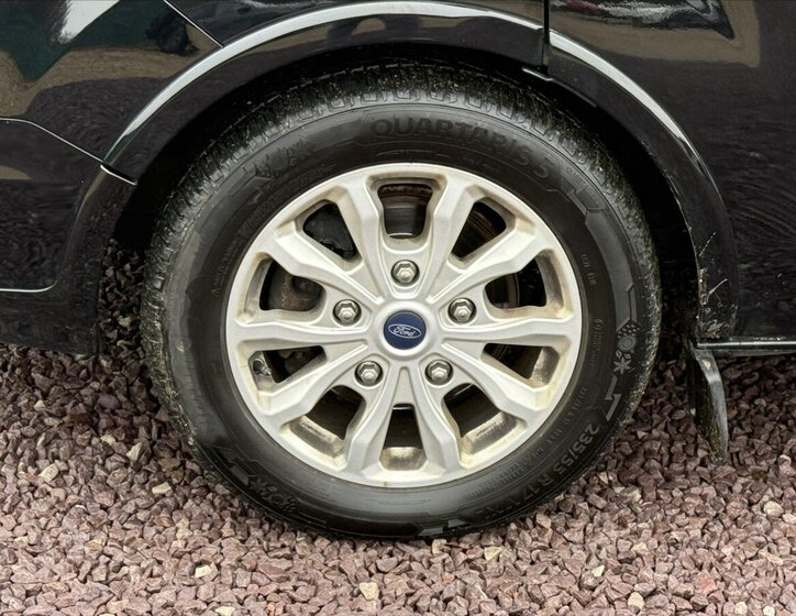 Ford Tourneo Custom MPV 2,0 l 125 kw