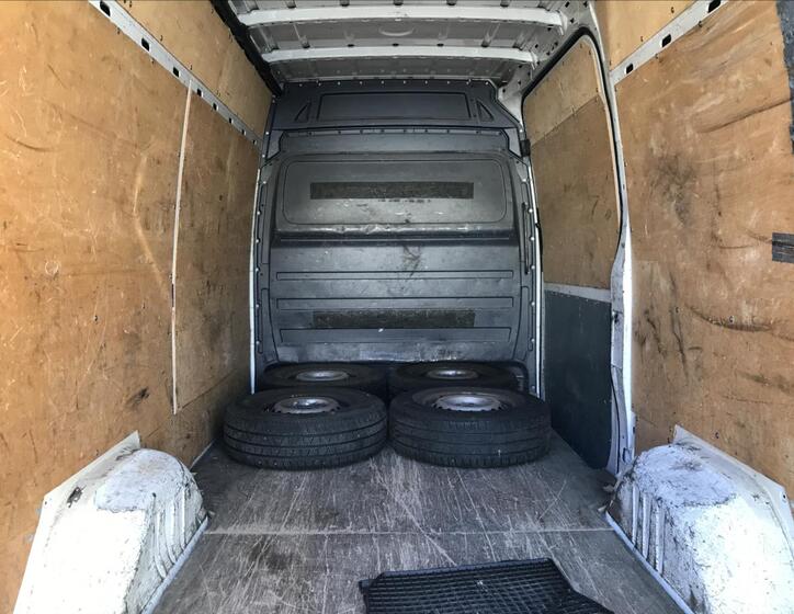 Volkswagen Crafter 7