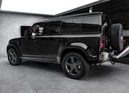 Land Rover Defender 7