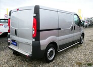 Opel Vivaro 6