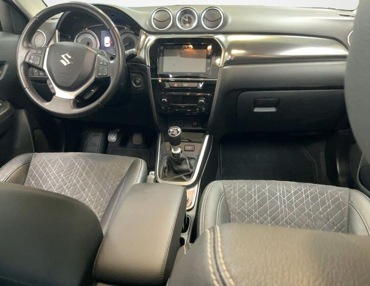 Suzuki Vitara 4