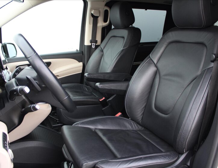 Mercedes-Benz Třídy V 13