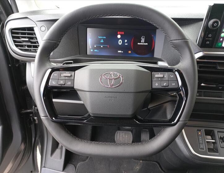 Toyota ProAce Verso 15