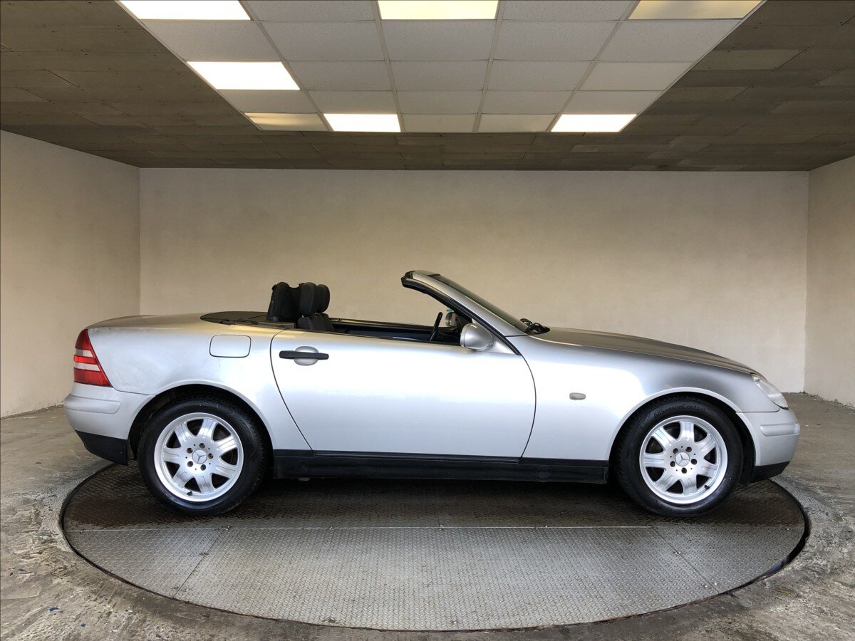 Mercedes-Benz SLK Kabriolet 2,0 l 100 kw