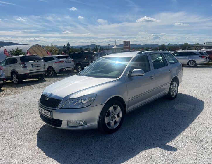 Škoda Octavia 10