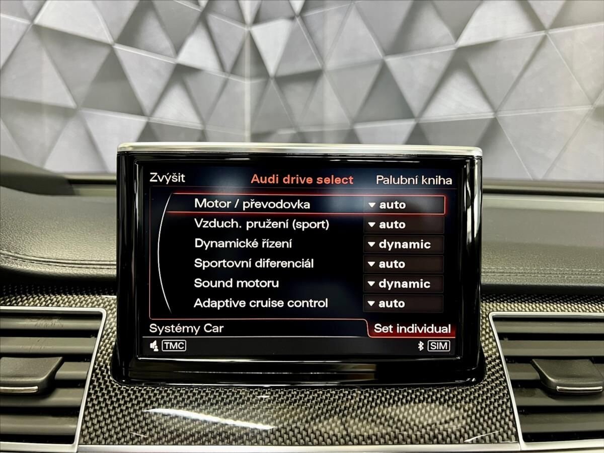 Audi S8 Sedan / Limuzína 4,0 l 382 kw