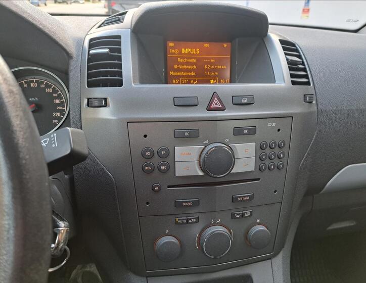 Opel Zafira 20