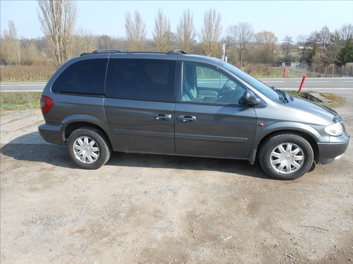 Chrysler Voyager Kombi 2,5 l 105 kw