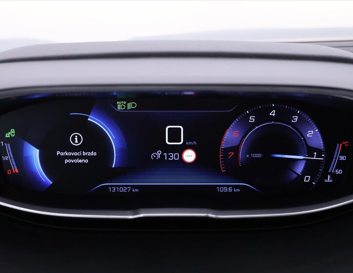 Peugeot 3008 SUV / Terénní 1,2 l 96 kw