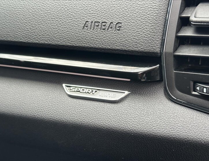 Škoda Karoq SUV / Terénní 2,0 l 140 kw