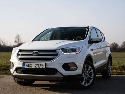 Ford Kuga SUV / Terénní 2,0 l 110 kw