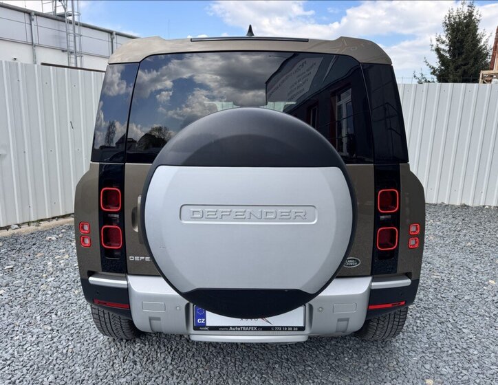 Land Rover Defender SUV / Terénní 3,0 l 221 kw