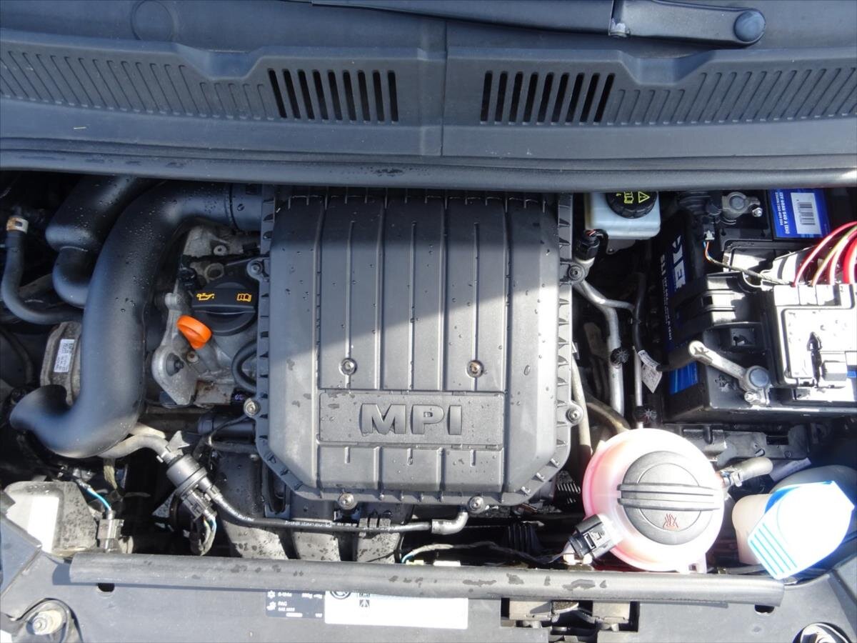 Volkswagen up! Hatchback 999,0 44 kw