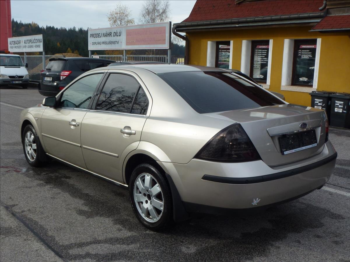 Ford Mondeo Sedan / Limuzína 2,5 l 125 kw
