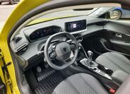 Peugeot 208 14