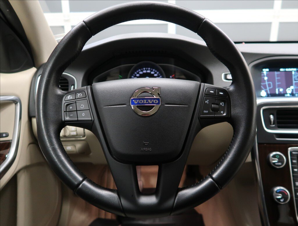 Volvo S60 Sedan / Limuzína 2,0 l 140 kw