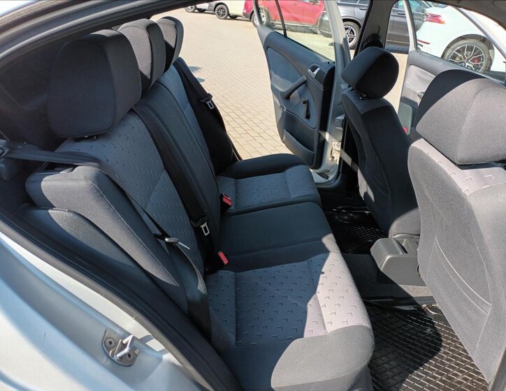 Škoda Octavia Liftback 1,9 l 81 kw