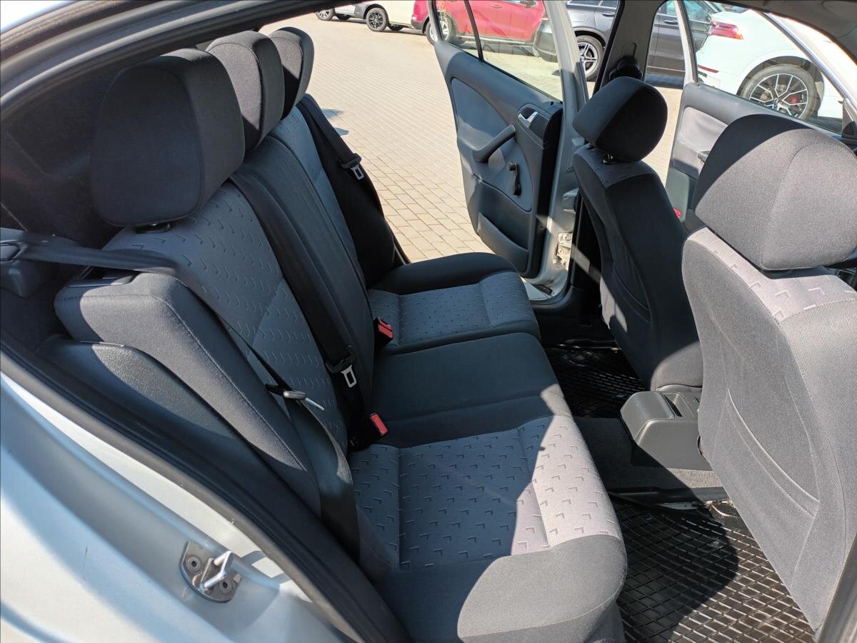 Škoda Octavia Liftback 1,9 l 81 kw