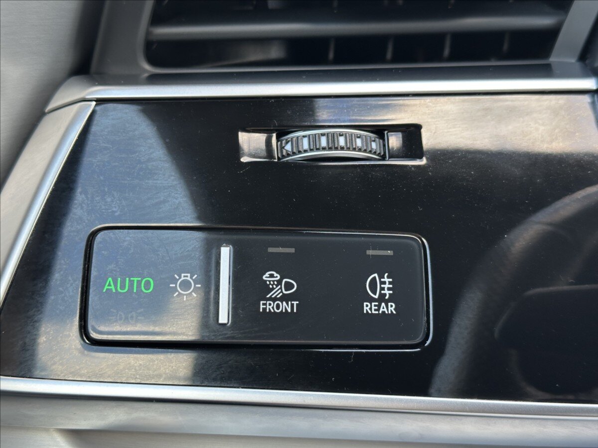 Audi SQ8 SUV / Terénní 4,0 l 320 kw