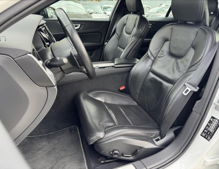 Volvo V60 Kombi 2,0 l 110 kw