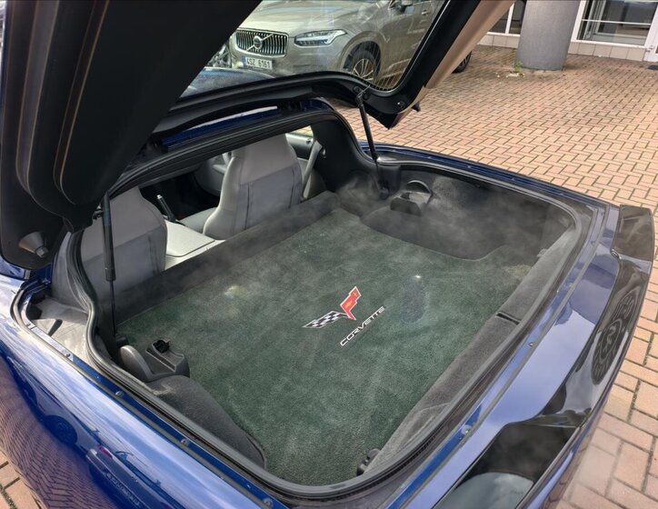 Chevrolet Corvette Kupé 6,0 l 298 kw