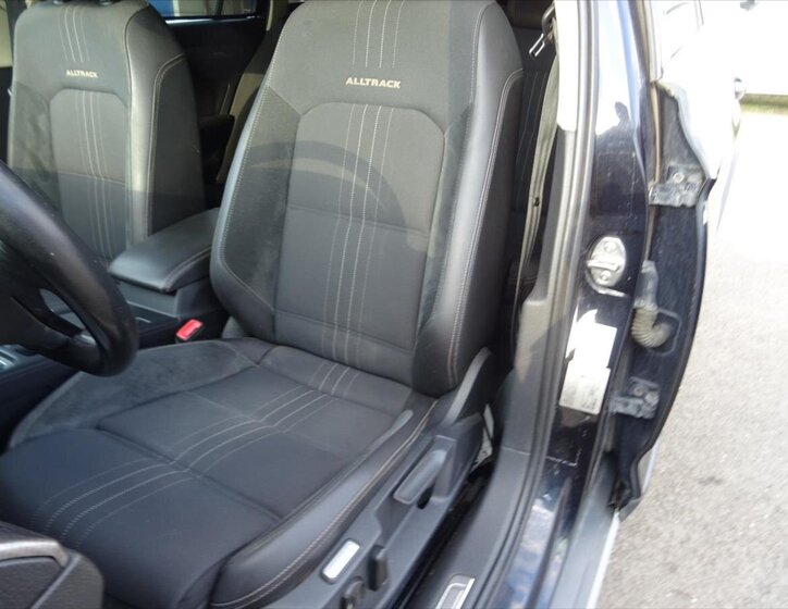 Volkswagen Passat Kombi 2,0 l 140 kw