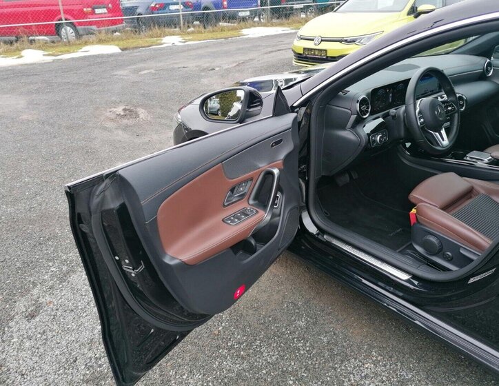 Mercedes-Benz CLA Kombi 2,0 l 110 kw