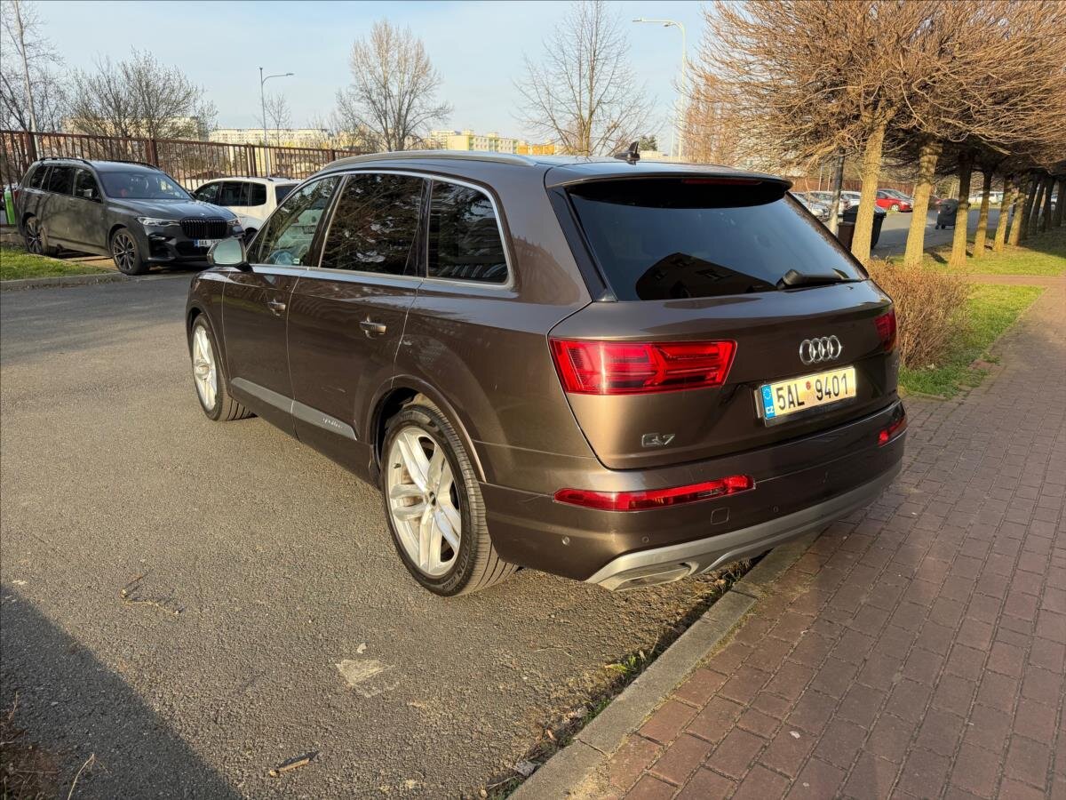 Audi Q7 SUV / Terénní 3,0 l 200 kw