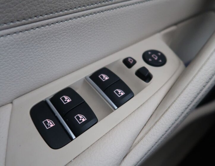 BMW Řada 5 Kombi 2,0 l 140 kw