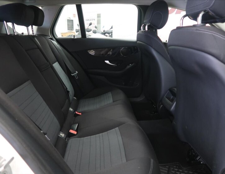 Mercedes-Benz Třídy C Kombi 1,6 l 100 kw