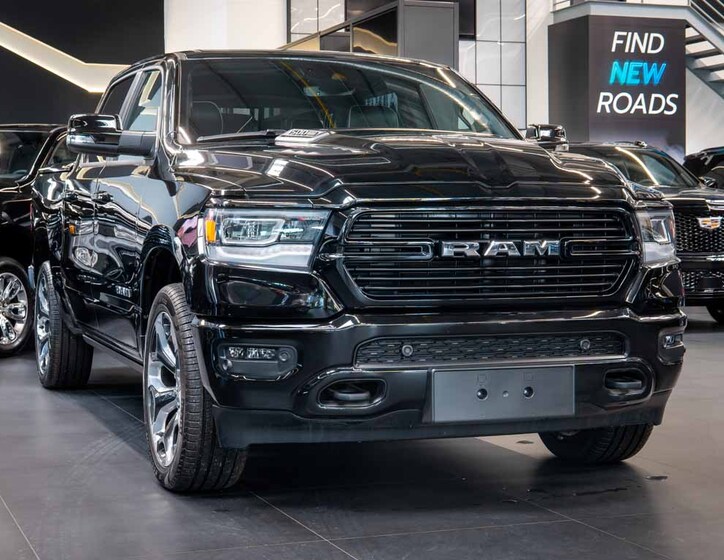 Dodge RAM 9
