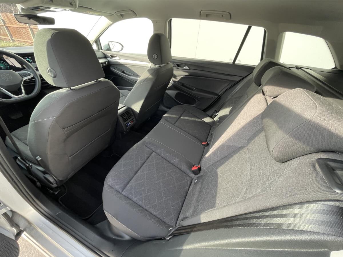 Volkswagen Golf Kombi 1,5 l 110 kw