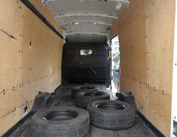 Ford Transit Skříň 2,2 l 114 kw