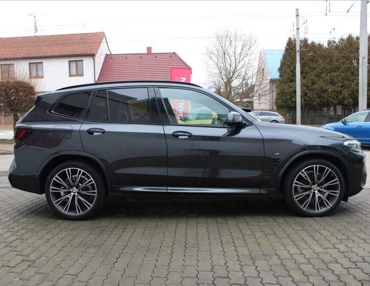 BMW X3 SUV 2,0 l 140 kw