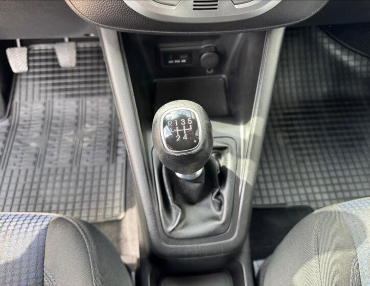 Hyundai ix20 MPV 1,4 l 66 kw