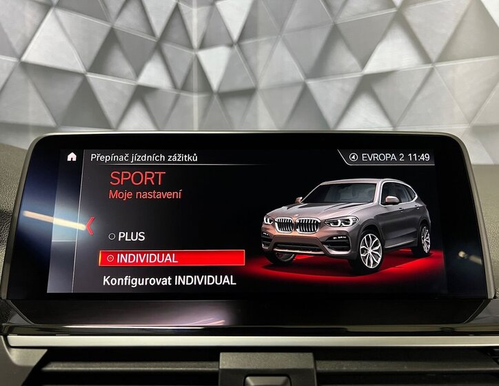 BMW X3 SUV / Terénní 3,0 l 195 kw