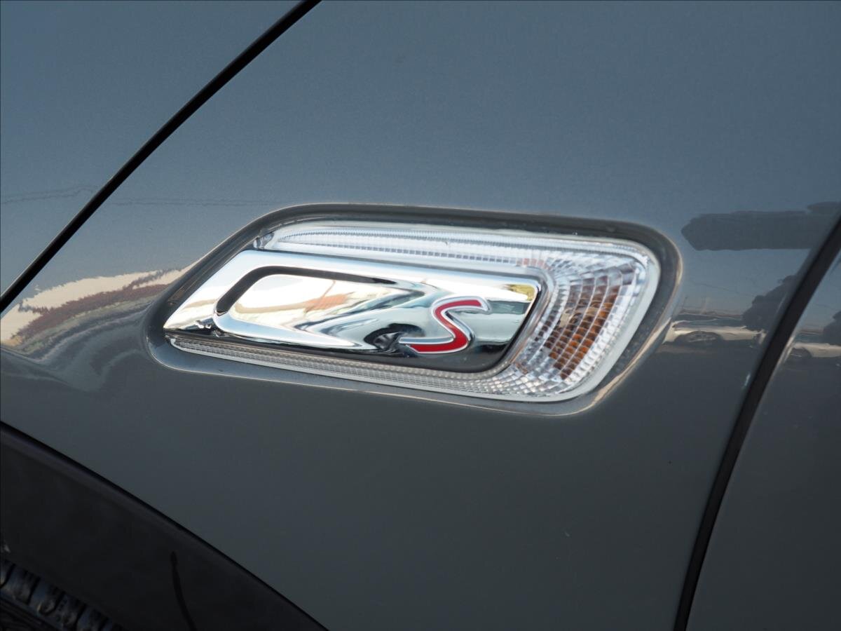 Mini Clubman Kombi 2,0 l 141 kw