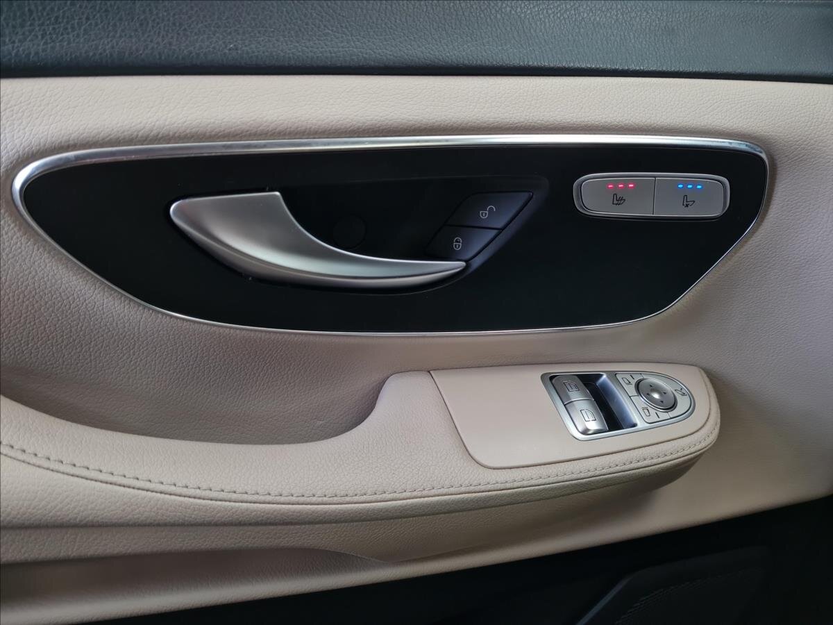 Mercedes-Benz Třídy V MPV 2,0 l 174 kw