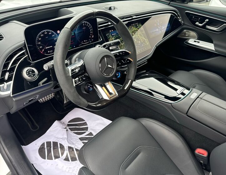 Mercedes-Benz Třídy E 9