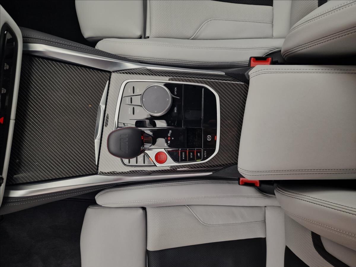 BMW M3 Sedan / Limuzína 3,0 l 390 kw