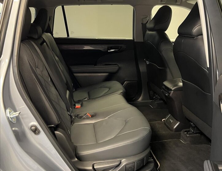 Toyota Highlander 14