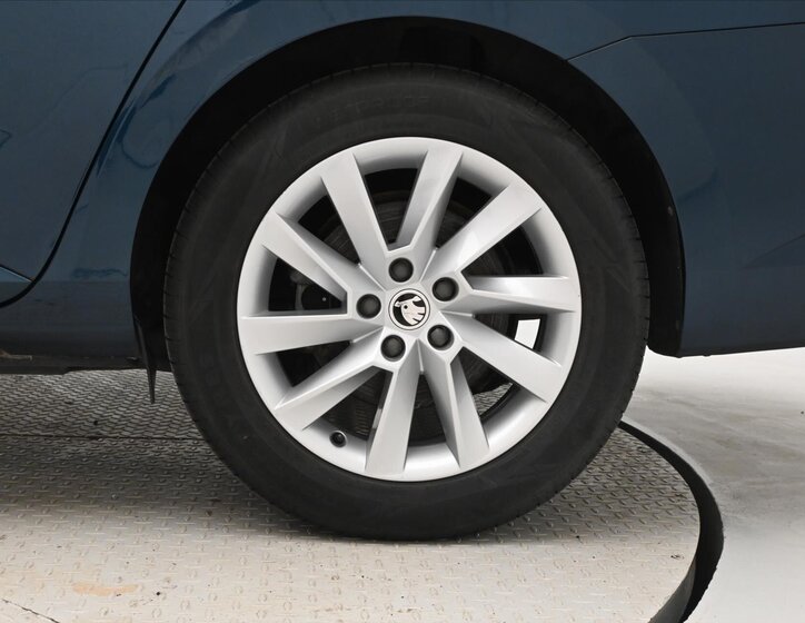 Škoda Superb Kombi 1,4 l 115 kw