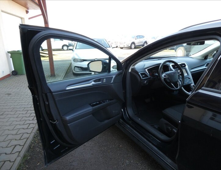 Ford Mondeo Kombi 2,0 l 110 kw