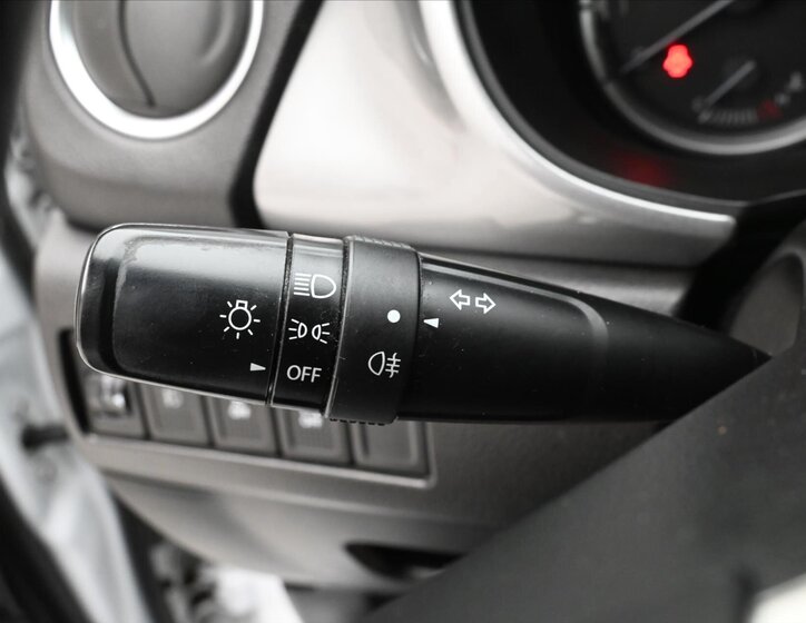 Suzuki Vitara SUV 1,6 l 88 kw